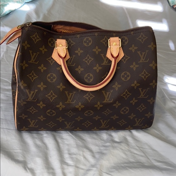 Authentic Louis Vuitton speedy 30 - Picture 2 of 14